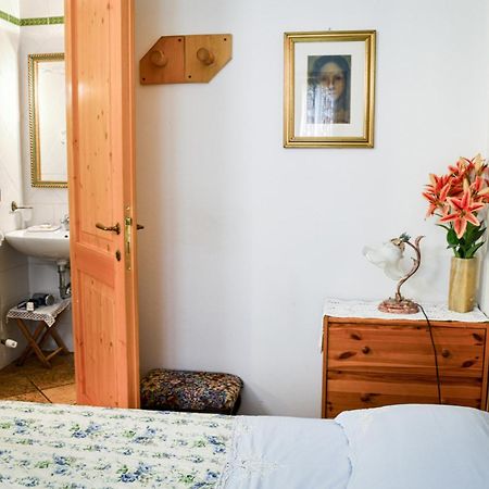 Bed & Breakfast Il Giardino Baricella Exterior foto