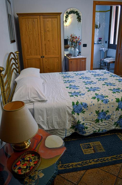 Bed & Breakfast Il Giardino Baricella Exterior foto